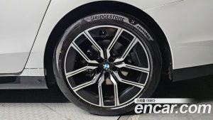 BMW 7-Series 740i xDrive M Sport Limited 2024 года из Южной Кореи