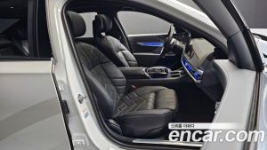 BMW 7-Series 740i xDrive M Sport Limited 2024 года из Южной Кореи