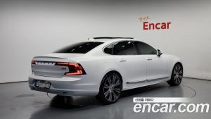 Volvo S90 B6 AWD ULTIMATE Bright 2024 года из Южной Кореи