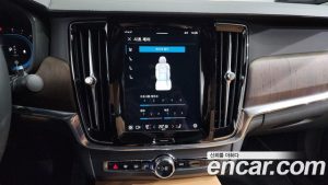 Volvo S90 B6 AWD ULTIMATE Bright 2024 года из Южной Кореи