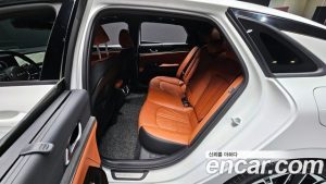 Kia K5 1.6 Turbo 2024 года из Южной Кореи