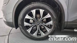 Renault-KoreaSamsung QM6 2.0 LPe LE 2WD 2023 года из Южной Кореи