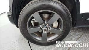 Land Rover Defender 130 P400 X- HSE 2023 года из Южной Кореи
