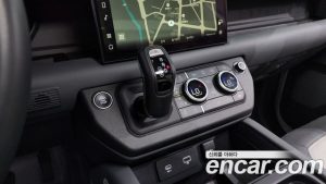Land Rover Defender 130 P400 X- HSE 2023 года из Южной Кореи