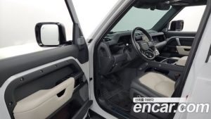 Land Rover Defender 130 P400 X- HSE 2023 года из Южной Кореи