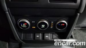 Land Rover Defender 130 P400 X- HSE 2023 года из Южной Кореи