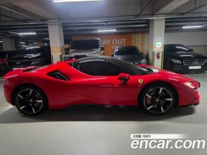 Ferrari SF90 4.0 2022 года из Южной Кореи
