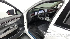 Genesis GV70 2.5T Бензин AWD 2025 года из Южной Кореи