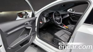 Audi A3 40 TFSI 2024 года из Южной Кореи