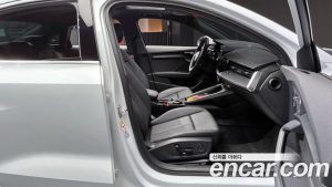Audi A3 40 TFSI 2024 года из Южной Кореи