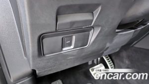 Land Rover Discovery Sport P250 Dynamic SE 2024 года из Южной Кореи