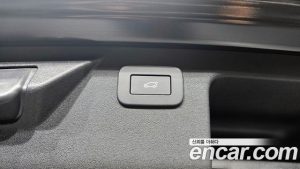 Land Rover Discovery Sport P250 Dynamic SE 2024 года из Южной Кореи