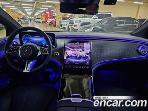 Mercedes-Benz EQE EQE350 4MATIC 2024 года из Южной Кореи