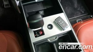 Land Rover Range Rover P615 SV LWB 2024 года из Южной Кореи