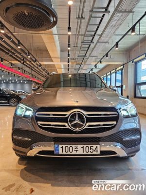 Mercedes-Benz GLE-Class GLE300d 4MATIC 2023 года из Южной Кореи