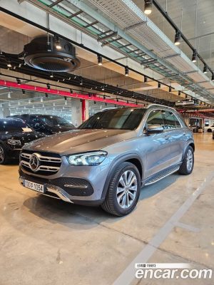 Mercedes-Benz GLE-Class GLE300d 4MATIC 2023 года из Южной Кореи