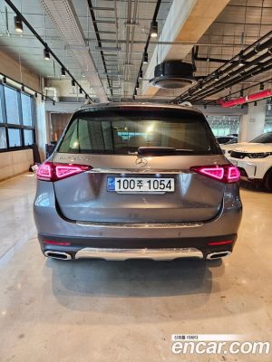 Mercedes-Benz GLE-Class GLE300d 4MATIC 2023 года из Южной Кореи