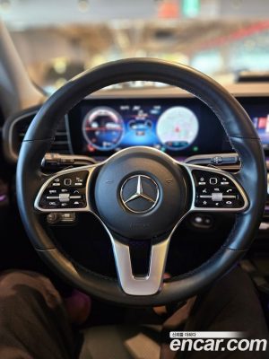 Mercedes-Benz GLE-Class GLE300d 4MATIC 2023 года из Южной Кореи