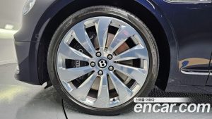 Bentley Flying Spur 4.0 2022 года из Южной Кореи