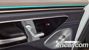 Mercedes-Benz EQS EQS450 4MATIC Lunch Edition 2023 года из Южной Кореи