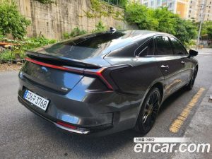 Kia K8 Signature Black 2025 года из Южной Кореи