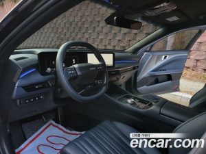 Kia K8 Signature Black 2025 года из Южной Кореи