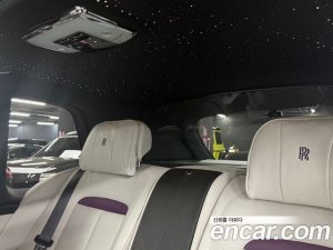 Rolls-Royce Cullinan 6.7 V12 2022 года из Южной Кореи