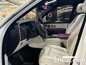 Rolls-Royce Cullinan 6.7 V12 2022 года из Южной Кореи