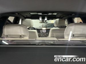 Rolls-Royce Cullinan 6.7 V12 2022 года из Южной Кореи