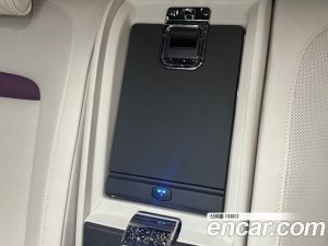 Rolls-Royce Cullinan 6.7 V12 2022 года из Южной Кореи