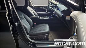 Kia K8 Noblesse 2025 года из Южной Кореи