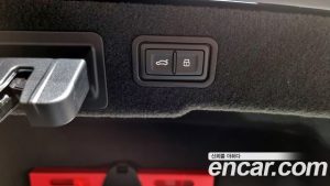 Audi A8 55 TFSI 4WD Premium LWB 2023 года из Южной Кореи