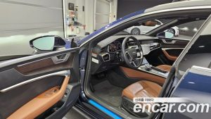 Audi A7 45 TDI 4WD Premium 2023 года из Южной Кореи