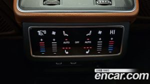 Audi A7 45 TDI 4WD Premium 2023 года из Южной Кореи