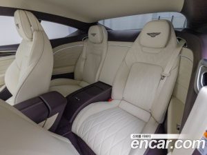 Bentley Continental 4.0 GT Azure 2024 года из Южной Кореи