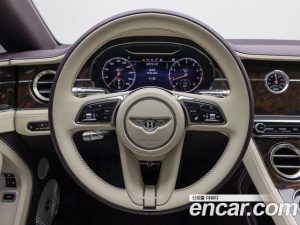 Bentley Continental 4.0 GT Azure 2024 года из Южной Кореи