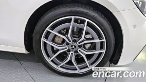 Mercedes-Benz E-Class E220d 4MATIC AMG Line 2023 года из Южной Кореи