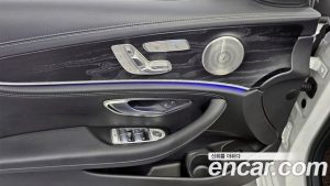 Mercedes-Benz E-Class E220d 4MATIC AMG Line 2023 года из Южной Кореи