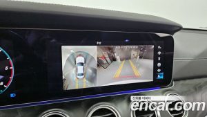 Mercedes-Benz E-Class E220d 4MATIC AMG Line 2023 года из Южной Кореи