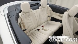 Mercedes-Benz E-Class E450 4MATIC Cabriolet 2023 года из Южной Кореи