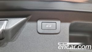 Land Rover Discovery Sport P250 Dynamic SE 2024 года из Южной Кореи