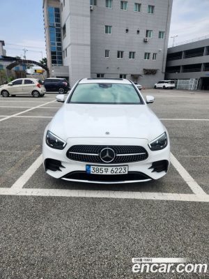 Mercedes-Benz E-Class E220d 4MATIC AMG Line 2023 года из Южной Кореи