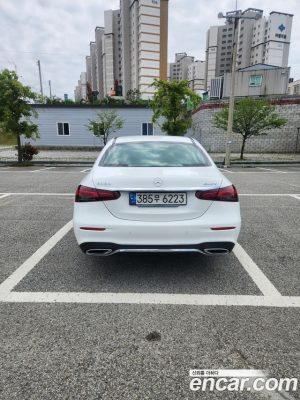 Mercedes-Benz E-Class E220d 4MATIC AMG Line 2023 года из Южной Кореи