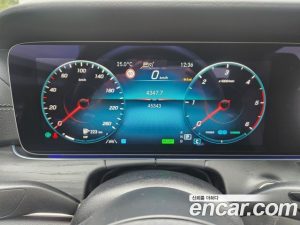 Mercedes-Benz E-Class E220d 4MATIC AMG Line 2023 года из Южной Кореи