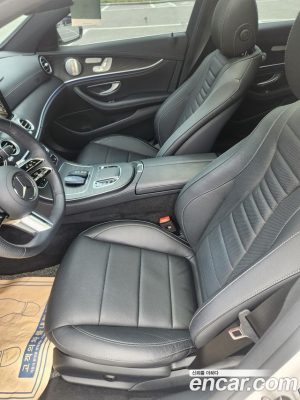 Mercedes-Benz E-Class E220d 4MATIC AMG Line 2023 года из Южной Кореи