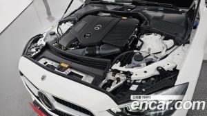 Mercedes-Benz C-Class C200 Avantgarde 2025 года из Южной Кореи