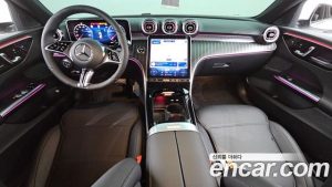 Mercedes-Benz C-Class C200 Avantgarde 2025 года из Южной Кореи