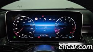 Mercedes-Benz C-Class C200 Avantgarde 2025 года из Южной Кореи
