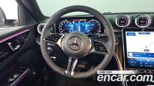 Mercedes-Benz C-Class C200 Avantgarde 2025 года из Южной Кореи