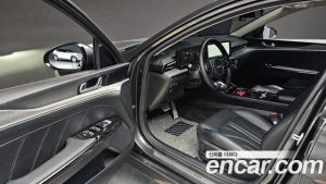 Kia K5 Signature 2024 года из Южной Кореи